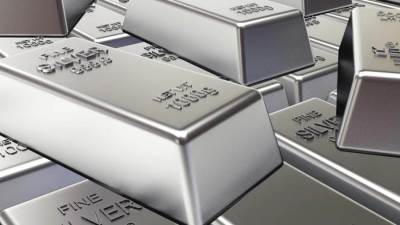 الفضة تسجل مستويات تاريخية وترتفع 3% خلال أكتوبر